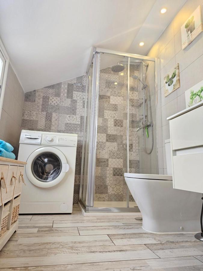 New Loft Sweet Holidays, Playa De Los Cristianos ลอส กริสเตียนอส ภายนอก รูปภาพ